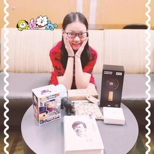 Meet your Posher, Yirui